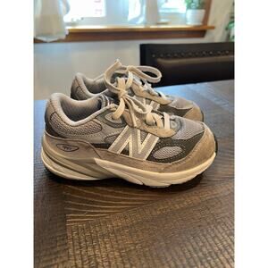 New balance 990 tan and gray shoes for toddler size 10